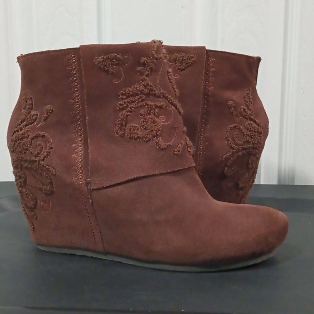 OTBT Ringold Ankle Wedge Booties